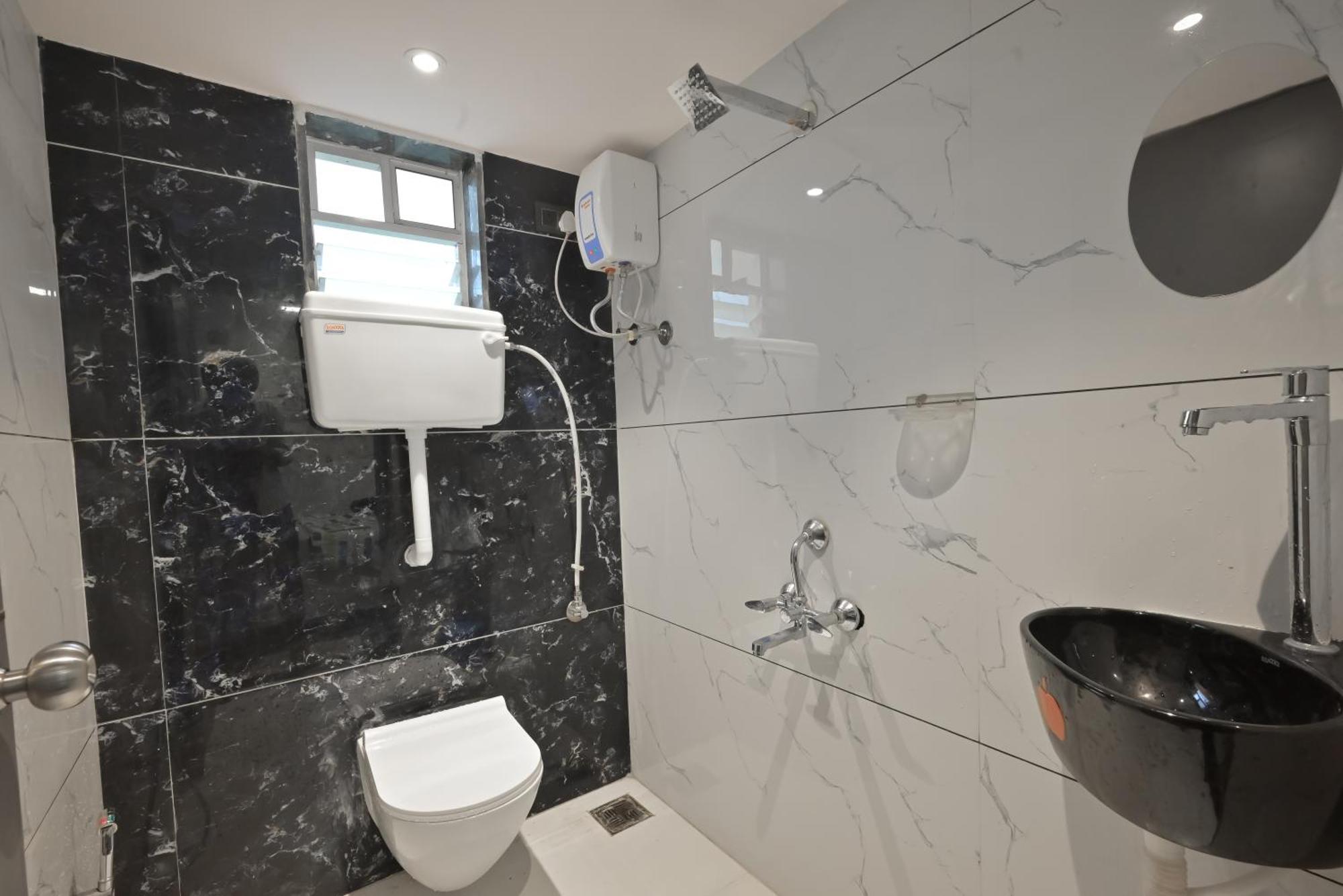 Empyrean Stay Ll 3Bhk Ll Marshall Villa Ll Large Pool Ll Ac Ll โลนาวาลา ภายนอก รูปภาพ